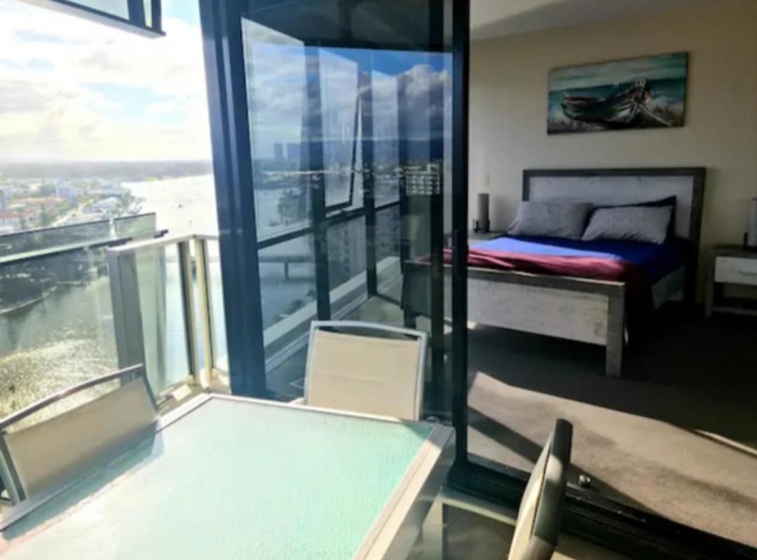 Circle Surfers Paradise Holidays Экстерьер фото