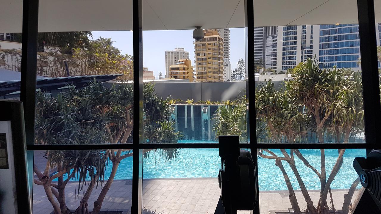 Circle Surfers Paradise Holidays Экстерьер фото