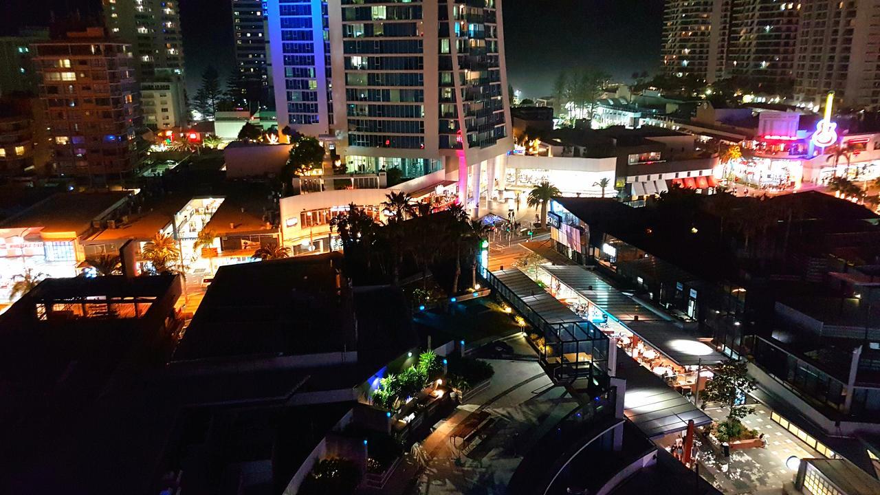 Circle Surfers Paradise Holidays Экстерьер фото
