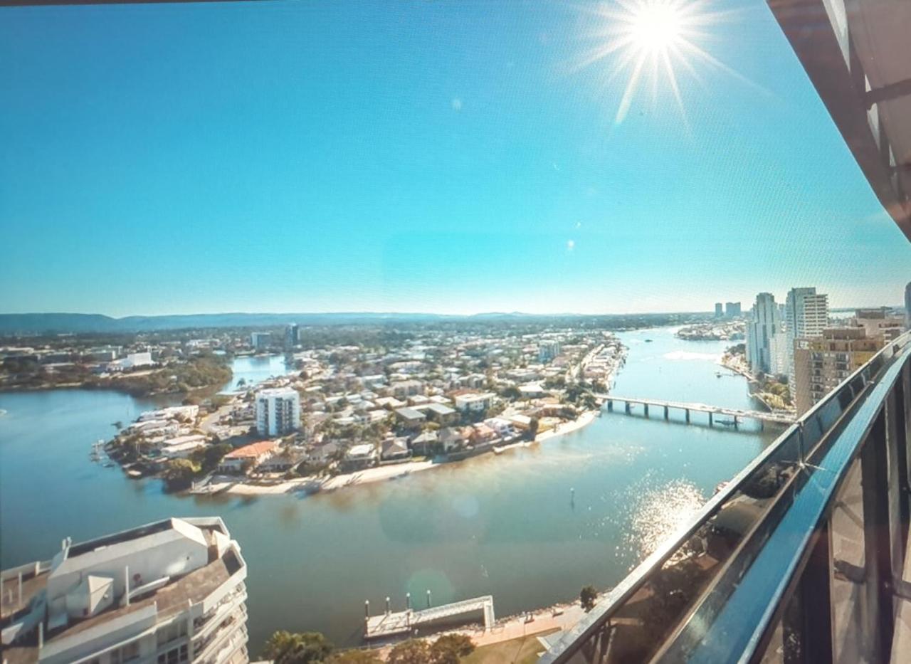 Circle Surfers Paradise Holidays Экстерьер фото
