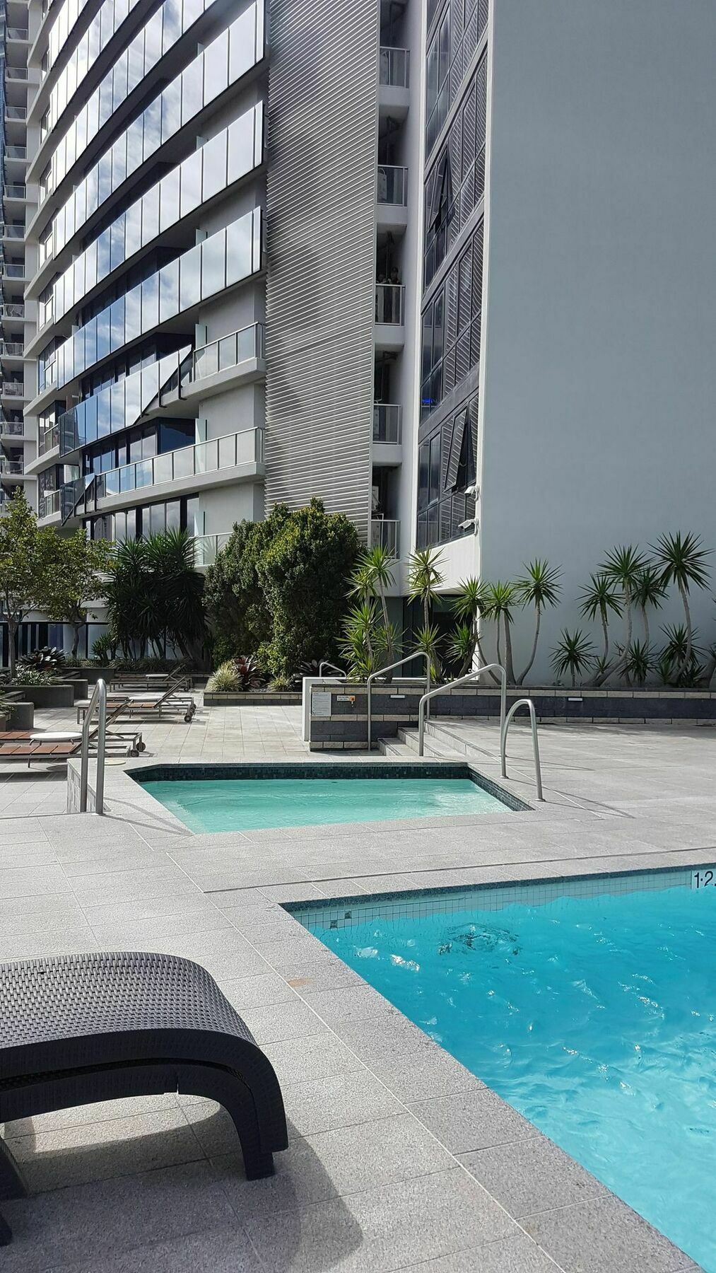 Circle Surfers Paradise Holidays Экстерьер фото